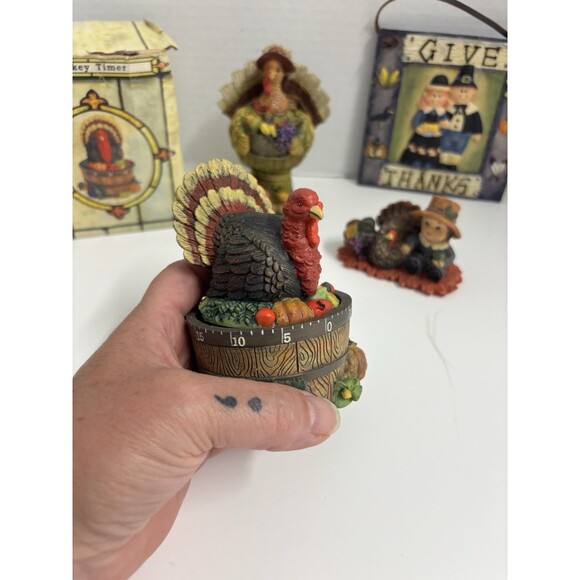 4 Piece Thanksgiving Lot Kitchen Timer Hanging Trivet Figurines - Picture 3 of 11